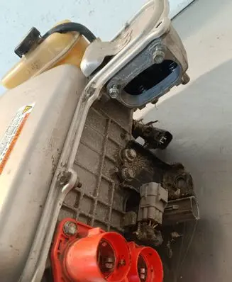 Toyota Prius (XW20) Voltage converter inverter 