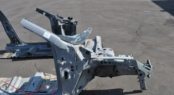 Ford Kuga III Front quarter panel 