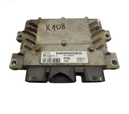 Ford Fiesta Engine control unit/module 8V2112A650TG S180047003G J38AC