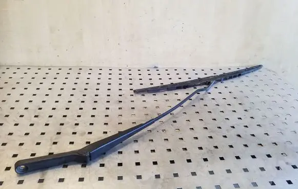 Volkswagen Transporter - Caravelle T4 Front wiper blade arm 701955410A