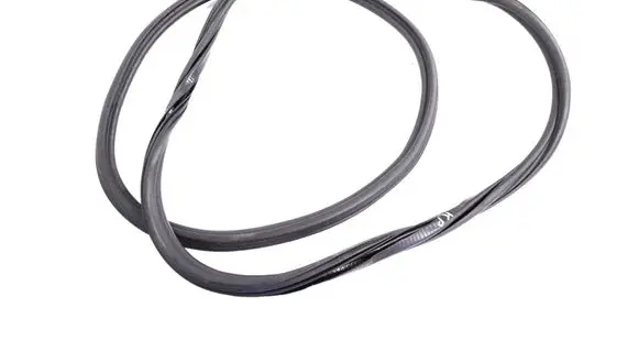 BMW 7 G11 G12 Rubber seal front coupe door 