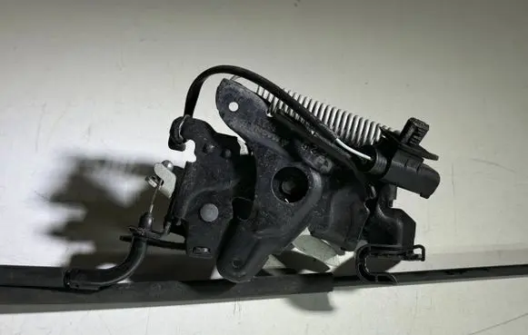 BMW X5 G05 Engine bonnet/hood lock/catch 7485957