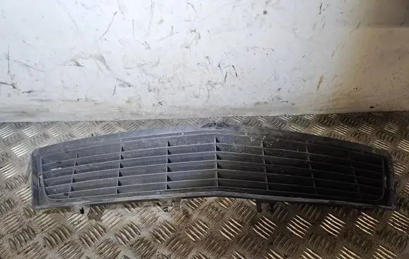 Opel Tigra B Front bumper lower grill 93162183