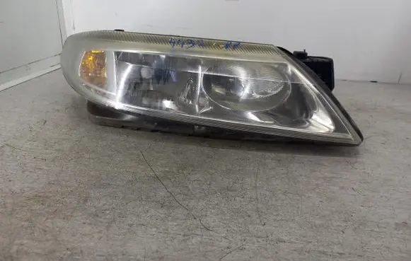 Renault Laguna II Headlight/headlamp 5511137R