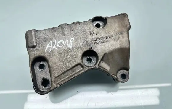 Renault Megane IV Engine mounting bracket 112317173
