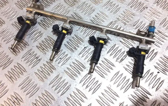Opel Vectra C Fuel injectors set 55353806