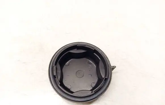 Chevrolet Captiva Headlight/headlamp dust cover 