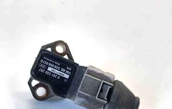 Audi A4 S4 B8 8K Air pressure sensor 038906051G