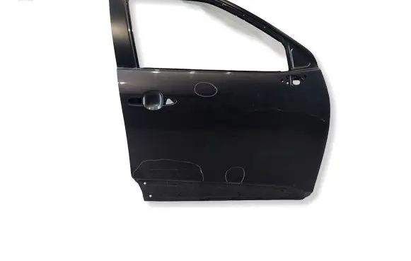 Toyota Yaris Cross Front door 