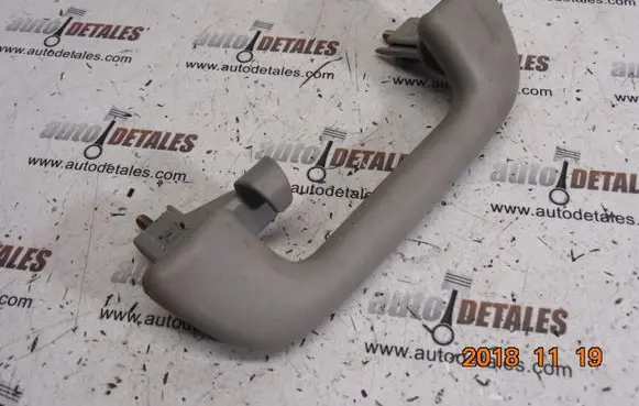 Toyota Corolla Verso AR10 Rear interior roof grab handle