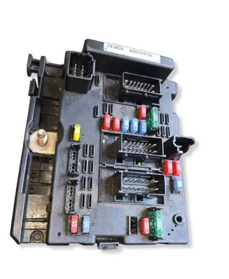 Peugeot 307 Fuse module 9650664080 44587334