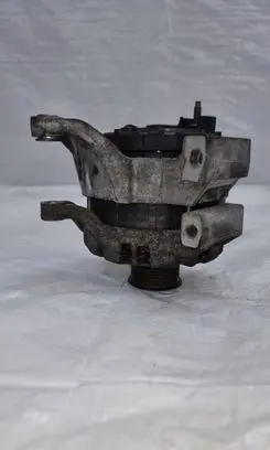 Opel Insignia B Generator/alternator 39047352