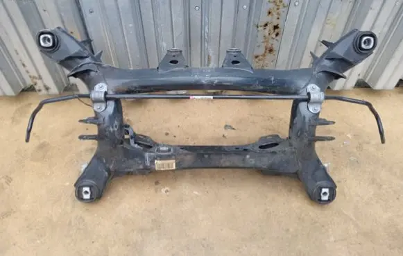 BMW 4 F36 Gran coupe Rear subframe 6851657
