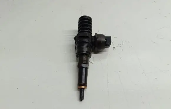 Audi A3 S3 8L Fuel injector 038130073AG