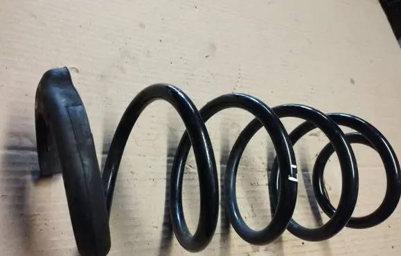 Honda CR-V Front coil spring