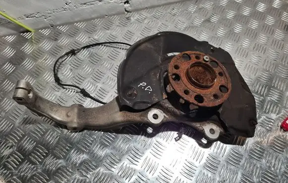 Mercedes-Benz S C217 Front wheel hub A2222001