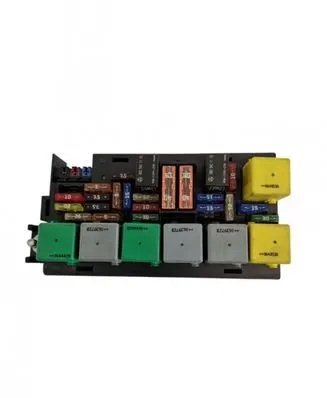 Mercedes-Benz ML W164 Fuse module A1645400672