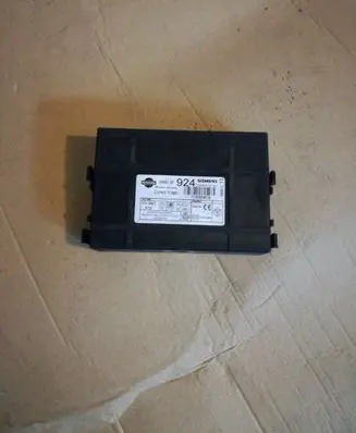 Nissan Primera Comfort/convenience module 285519F