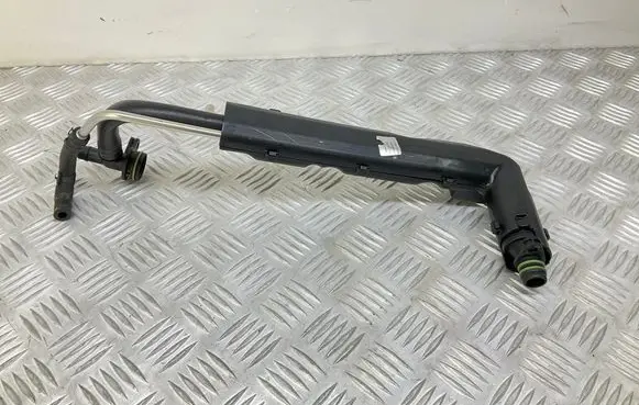 Audi A4 S4 B9 Breather hose/pipe 04E103474T 04E103729D