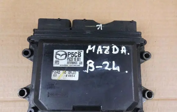 Mazda 3 III Wing mirror control module P5CB18881 E6T67884HZC P5CB