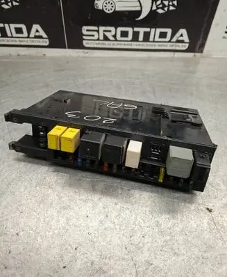 Mercedes-Benz C W203 Fuse module 2035453701 5DK00848643