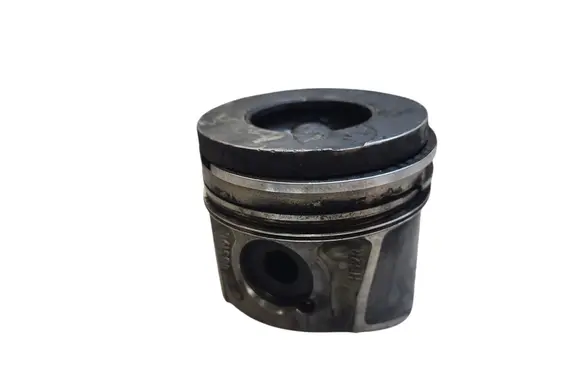 Ford Kuga I Piston 