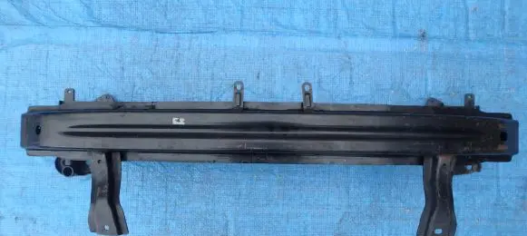 Volkswagen PASSAT B6 Front bumper