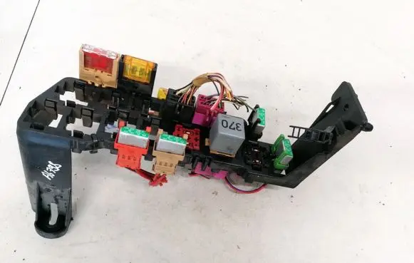 Audi A6 S6 C5 4B Fuse box set 8D1937545