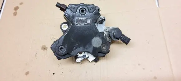 Hyundai Sonata Fuel injection high pressure pump 0445010121 3310027400