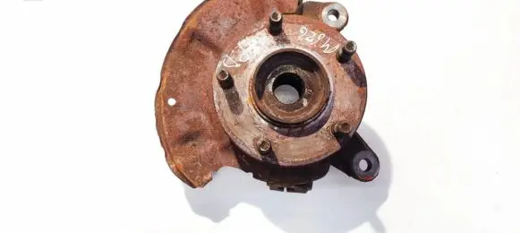 Mazda 626 Front wheel hub