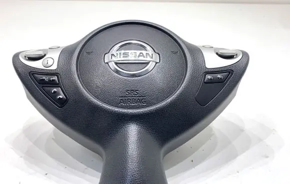 Nissan Juke I F15 Steering wheel airbag 34137659C