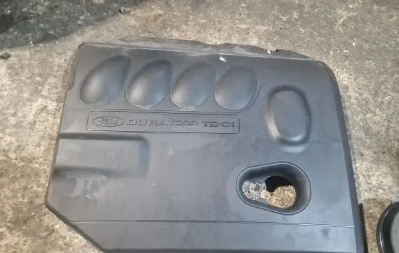 Ford Mondeo MK IV Engine cover (trim) 