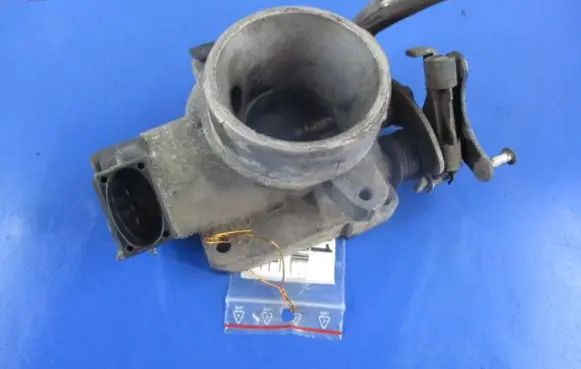 Ford Puma Throttle body valve 