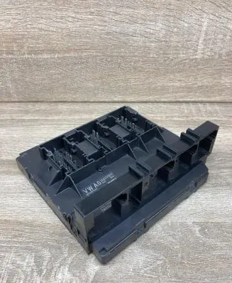 Volkswagen PASSAT B7 Comfort/convenience module 3AA937087H 5WK50415