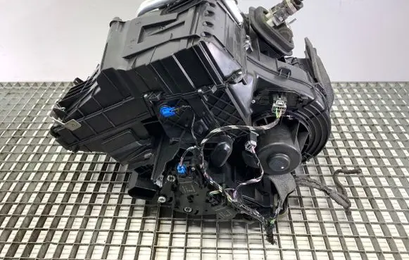Ford C-MAX II Heater blower radiator AV6N-19B555-AK