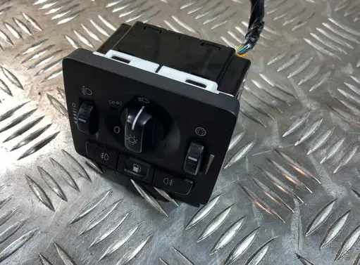 Volvo V50 Light switch 30739300