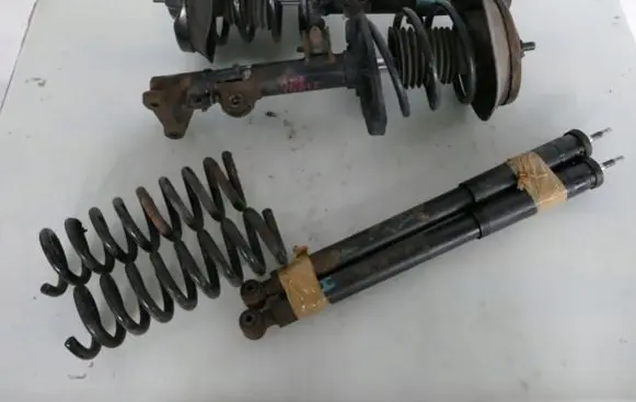 Mercedes-Benz CLK A209 C209 Front shock absorber/damper A2093201530