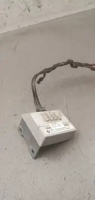 BMW 5 E39 Yaw turn rate sensor 8386932 374532030