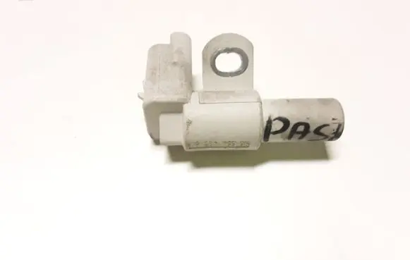 Ford Kuga II Camshaft position sensor 9665443580 3073M