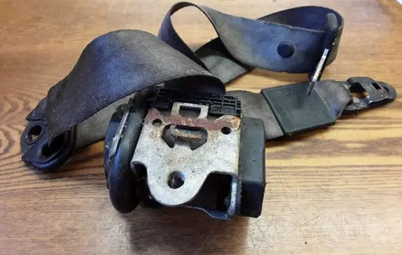 Audi A6 S6 C6 4F Front seatbelt 4F0857706A