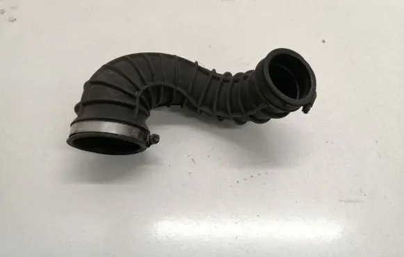 Volvo S80 Turbo air intake inlet pipe/hose 08634143