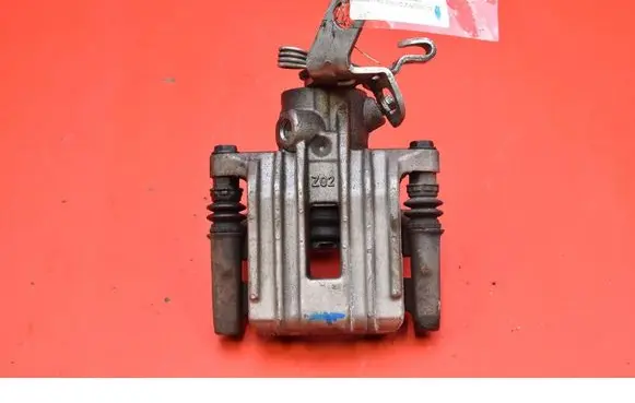 Volkswagen Golf Plus Rear brake caliper 
