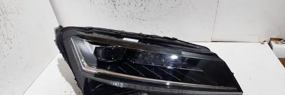 Skoda Superb B8 (3V) Headlight/headlamp 3V1941016D 3114041