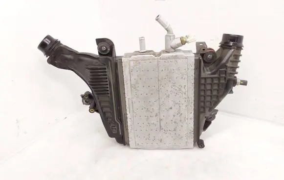Toyota Hilux VIII Intercooler radiator 67671900 11090
