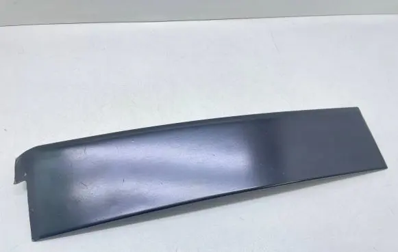Audi A3 S3 8L Front door glass trim molding 8L3853289