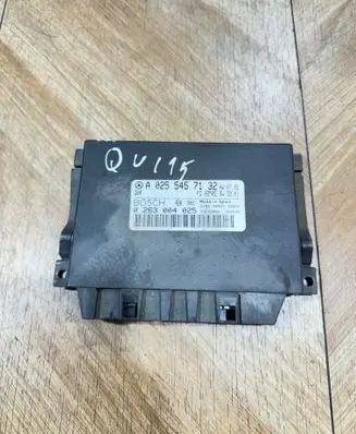 Mercedes-Benz E W211 Parking PDC control unit/module A0255457132 0263004025