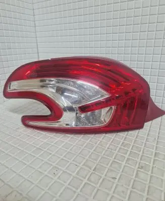 Peugeot 208 Rear/tail lights 79998D
