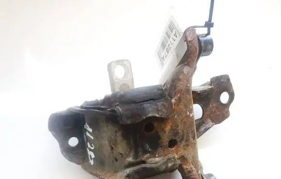 Skoda Fabia Mk2 (5J) Engine mount bracket 