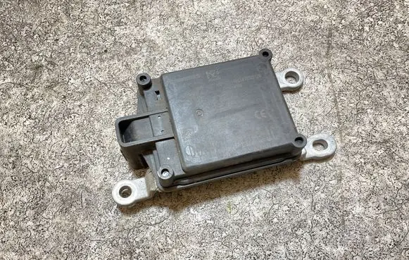 Nissan Leaf II (ZE1) Distronic sensor radar 4057146068 2014DJ6494 284385SA0C