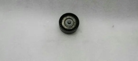 Mercedes-Benz E W212 Belt tensioner pulley A2742020019